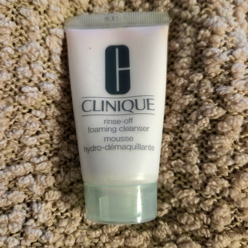 CLINIQUE FOAMING CLEANSER